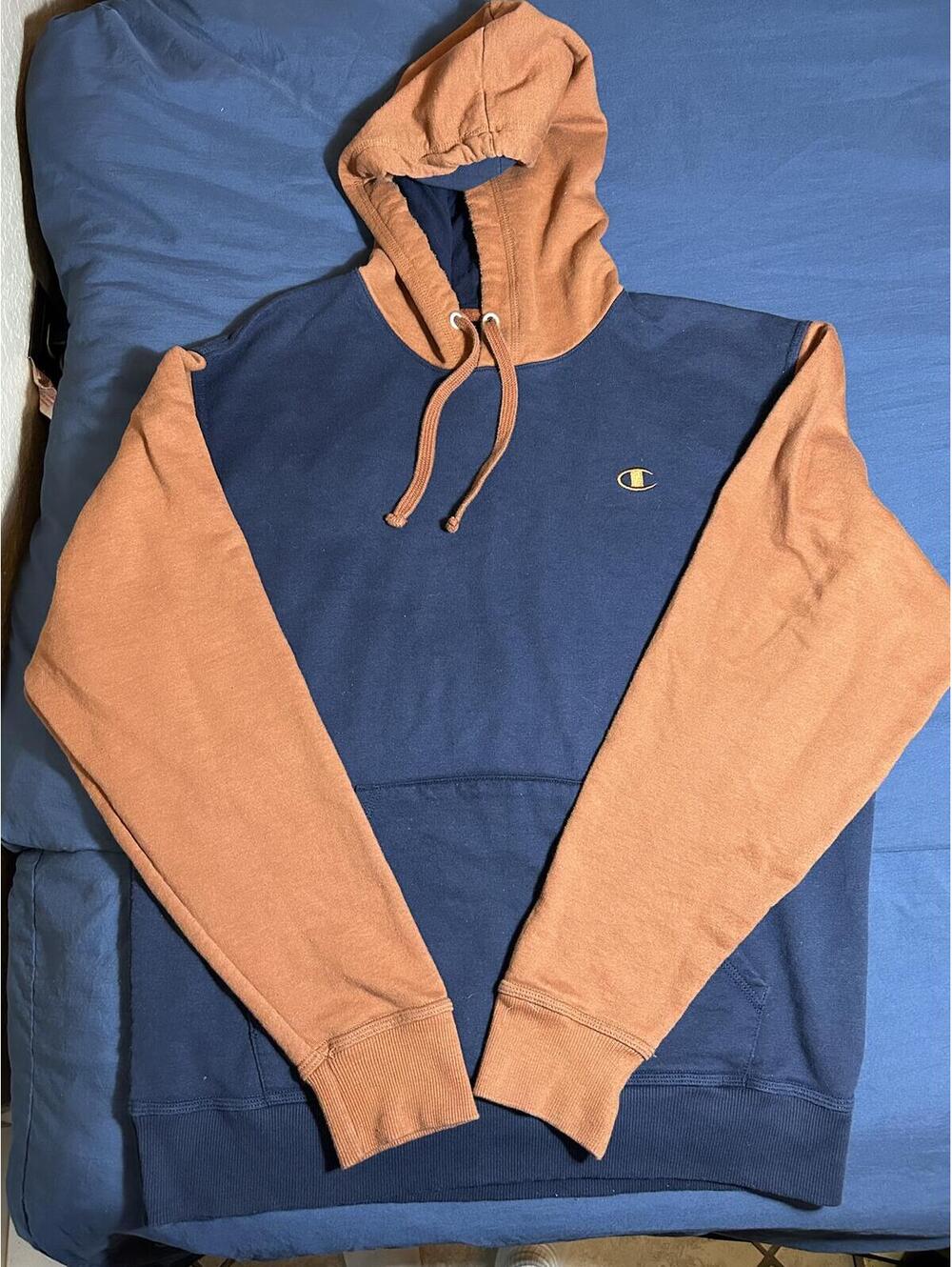 Champion Navy and Tan Colorblock Pullover Hoodie Size L
